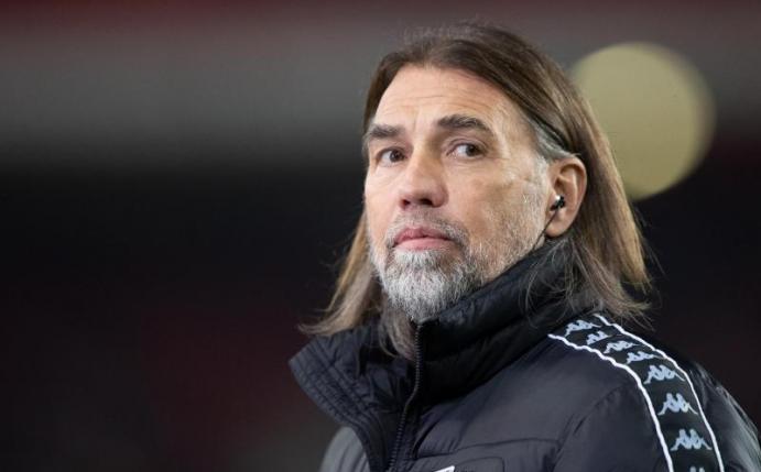 Plant vorerst keine Neuverpflichtungen bei Mainz 05: Sportdirektor Martin Schmidt. Foto: Tom Weller/dpa