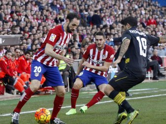 Atlético Madrid bleibt punktgleicher Zweiter hinter dem FC Barcelona. Foto: Fernando Alvarado(Fernando Alvarado) Atlético Madrid bleibt punktgleicher Zweiter hinter dem FC Barcelona. Foto: Fernando Alvarado(Fernando Alvarado)