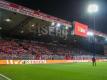 Bald schon wieder Geschichte? Beim Berliner Derby Union gegen Hertha waren die Zuschauerränge noch prall gefüllt. Foto: Andreas Gora/dpa