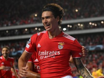 Als Haaland-Nachfolger: BVB wohl mit Interesse an Benfica-Stürmer Als Haaland-Nachfolger: BVB wohl mit Interesse an Benfica-Stürmer