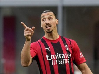 Für bescheidene Äußerungen ist der schwedische Fußball-Star Zlatan Ibrahimovic nicht unbedingt bekannt. Foto: Luca Bruno/AP/dpa Für bescheidene Äußerungen ist der schwedische Fußball-Star Zlatan Ibrahimovic nicht unbedingt bekannt. Foto: Luca Bruno/AP/dpa