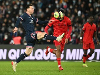 Das Team um Superstar Messi tat sich sichtlich schwer Das Team um Superstar Messi tat sich sichtlich schwer