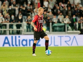 Simon Kjear für längere Zeit nicht spielfähig Simon Kjear für längere Zeit nicht spielfähig