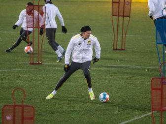 Dortmunds Erling Haaland steht im Topspiel gegen die Bayern in der Startelf. Foto: Bernd Thissen/dpa Dortmunds Erling Haaland steht im Topspiel gegen die Bayern in der Startelf. Foto: Bernd Thissen/dpa