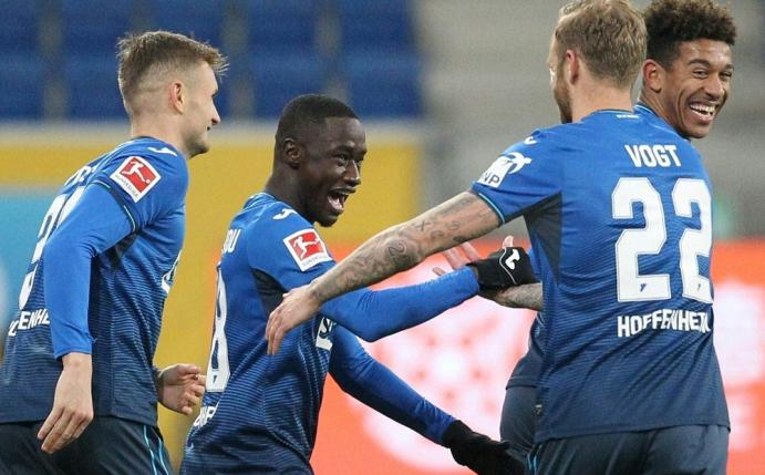Hoffenheim schlägt Frankfurt mit 3:2