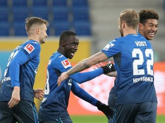 Hoffenheim schlägt Frankfurt mit 3:2 Hoffenheim schlägt Frankfurt mit 3:2