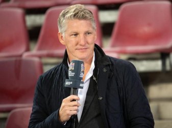 Kann den BVB-Ärger im Topspiel gegen die Bayern nachvollziehen: Bastian Schweinsteiger. Foto: Federico Gambarini/dpa Kann den BVB-Ärger im Topspiel gegen die Bayern nachvollziehen: Bastian Schweinsteiger. Foto: Federico Gambarini/dpa