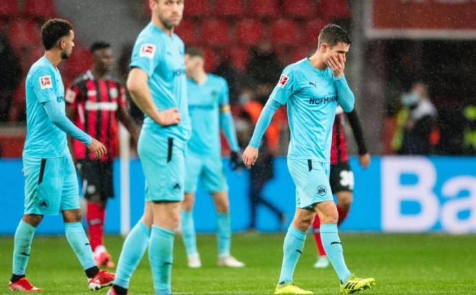 Die SpVgg Greuther Fürth musste in Leverkusen einer weitere Pleite hinnehmen. Foto: Marius Becker/dpa
