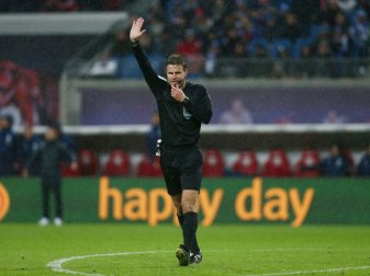 Spitzen-Schiedsrichter Felix Brych Spitzen-Schiedsrichter Felix Brych