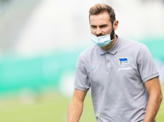 Fußballspieler Tousart mit Corona infiziert Fußballspieler Tousart mit Corona infiziert
