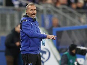 Der HSV und Trainer Tim Walter verlieren gegen Hannover Der HSV und Trainer Tim Walter verlieren gegen Hannover