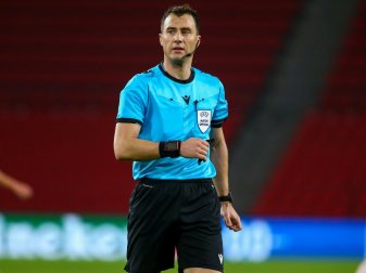 DFB nimmt Schiedsrichter Zwayer in Schutz DFB nimmt Schiedsrichter Zwayer in Schutz