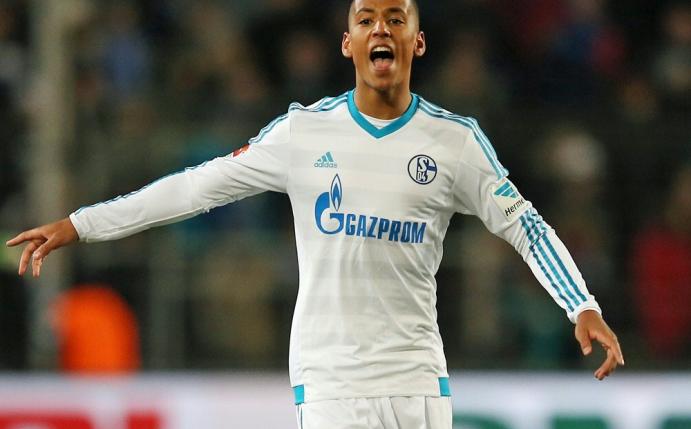 Thilo Kehrer verlängert bei Königsblau bis 2019(FIRO/SID)