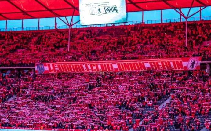 Der 1. FC Union Berlin braucht einen Sieg im Olympiastadion. Foto: Andreas Gora/dpa