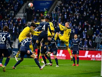 Dortmund kann sich nicht gegen Bochum durchsetzen Dortmund kann sich nicht gegen Bochum durchsetzen