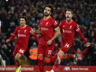 Mohamed Salah von Liverpool feiert den ersten Treffer seiner Mannschaft. Foto: Darren Staples/CSM via ZUMA Wire/dpa Mohamed Salah von Liverpool feiert den ersten Treffer seiner Mannschaft. Foto: Darren Staples/CSM via ZUMA Wire/dpa
