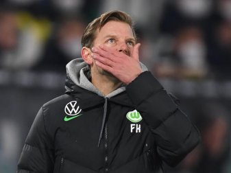 Will die Spieler des VfL Wolfsburg anspornen: Trainer Florian Kohfeldt. Foto: Swen Pförtner/dpa Will die Spieler des VfL Wolfsburg anspornen: Trainer Florian Kohfeldt. Foto: Swen Pförtner/dpa