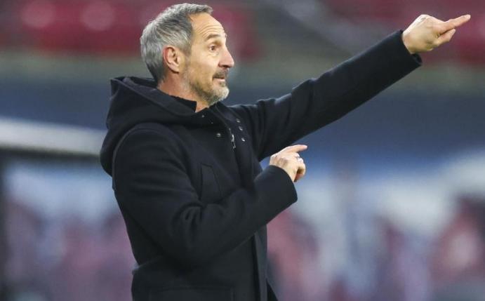 Trainer Adi Hütter trifft mit Mönchengladbach auf seinen Ex-Club Frankfurt. Foto: Jan Woitas/dpa-Zentralbild/dpa