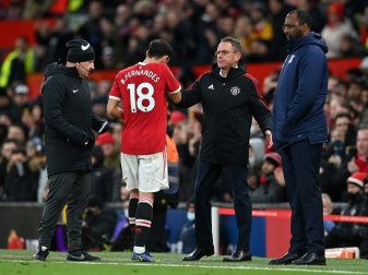 Corona-Ausbruch: Rangnick-Team kann nicht spielen Corona-Ausbruch: Rangnick-Team kann nicht spielen