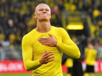 Dortmunds Stürmer Erling Haaland hat mit seinen Leistungen das Interesse zahlreicher Topclubs geweckt. Foto: Bernd Thissen/dpa Dortmunds Stürmer Erling Haaland hat mit seinen Leistungen das Interesse zahlreicher Topclubs geweckt. Foto: Bernd Thissen/dpa