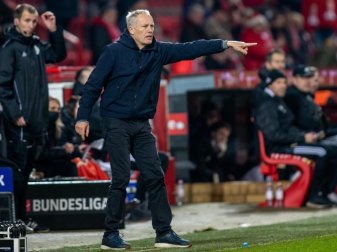 Freiburgs Trainer Christian Streich gibt seiner Mannschaft die Richtung vor. Foto: Andreas Gora/dpa Freiburgs Trainer Christian Streich gibt seiner Mannschaft die Richtung vor. Foto: Andreas Gora/dpa