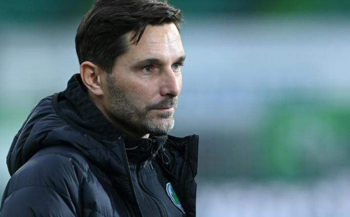 Fürth mit Trainer Stefan Leitl holte einen Punkt