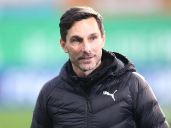 Der Cheftrainer des Fußball-Bundesligisten SpVgg Greuther Fürth: Stefan Leitl. Foto: Daniel Karmann/dpa Der Cheftrainer des Fußball-Bundesligisten SpVgg Greuther Fürth: Stefan Leitl. Foto: Daniel Karmann/dpa