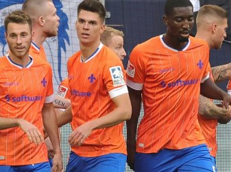 Darmstadt gewinnt souverän mit 2:0 Darmstadt gewinnt souverän mit 2:0
