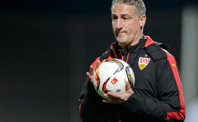 Trainer Jürgen Kramny leistet beim VfB Stuttgart gute Arbeit. Foto: Thomas Eisenhuth(Thomas Eisenhuth)