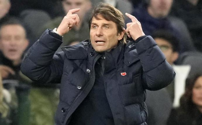 Der Trainer des Premier-League-Clubs Tottenham Hotspurs: Antonio Conte. Foto: Frank Augstein/AP/dpa