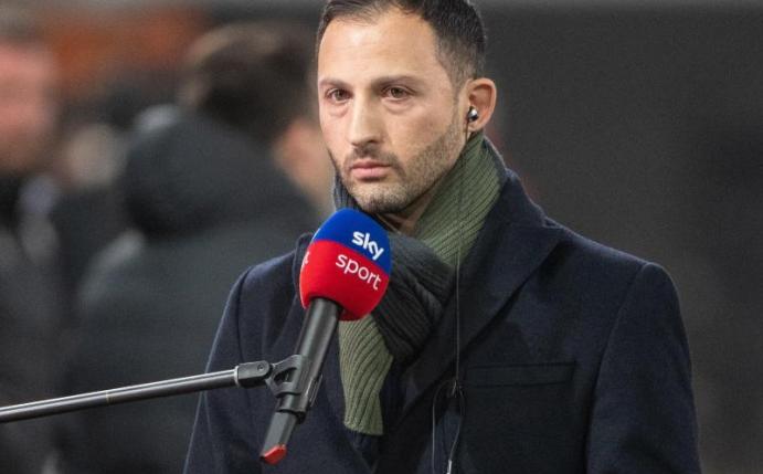 Ist kein Freund von monetären Sonderprämieren: Leipzig-Coach Domenico Tedesco. Foto: Matthias Balk/dpa