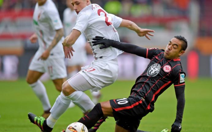 Augsburg und Frankfurt trennen sich torlos (Quelle: PIXATHLON/SID)