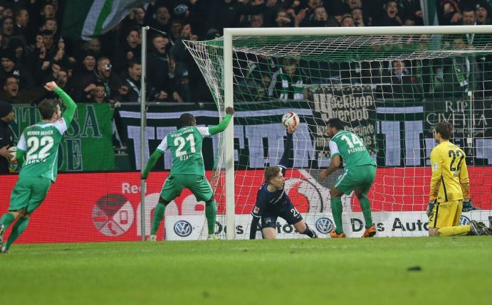 Werder rettet einen späten Punkt gegen die Hertha(FIRO/SID)