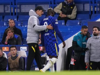 Chelsea-Stürmer Romelu Lukaku (r) ist nicht ganz zufrieden. Foto: Adam Davy/PA Wire/dpa Chelsea-Stürmer Romelu Lukaku (r) ist nicht ganz zufrieden. Foto: Adam Davy/PA Wire/dpa