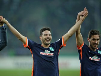 Claudio Pizarro knackt die 180-Tore-Marke(FIRO/SID) Claudio Pizarro knackt die 180-Tore-Marke(FIRO/SID)