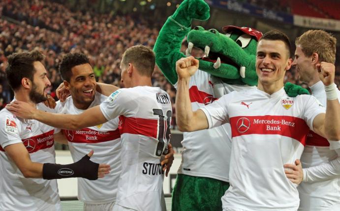 Stuttgart sichert sich kurz vor Schluss die drei Punkte(PIXATHLON/SID)