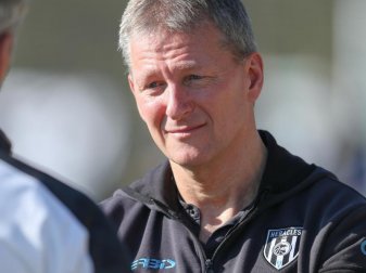 Wird Ende der Saison Heracles Almelo verlassen: Trainer Frank Wormuth. Foto: Friso Gentsch/dpa