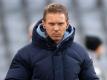 Hat zahlreiche Corona-Fälle in seinem Team: Bayern-Coach Julian Nagelsmann. Foto: Sven Hoppe/dpa