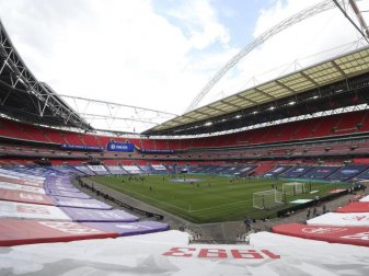 Großbritannien und Irland sollen einem Medienbericht zufolge eine Bewerbung um die Fußball-EM 2028 anstreben. Foto: Catherine Ivill/Pool Getty/AP/dpa