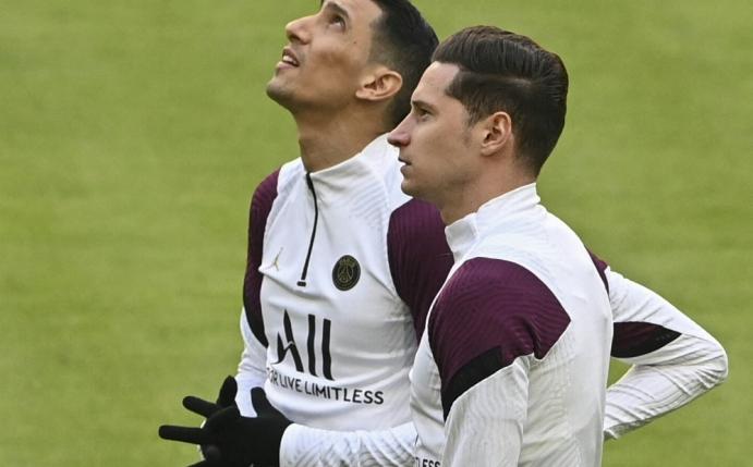 Julian Draxler (r.) positiv auf Corona getestet