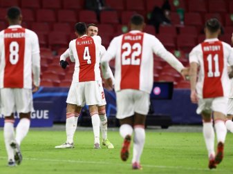 Ajax verstößt gegen niederländische Quarantäne-Regeln Ajax verstößt gegen niederländische Quarantäne-Regeln