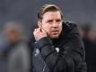 Sieht mit großer Sorge auf die steigenden Corona-Zahlen: Wolfsburg-Coach Florian Kohfeldt. Foto: Tobias Hase/dpa
