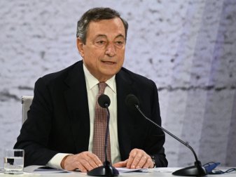 Italiens Ministerpräsident Draghi fordert Serie-A-Pause Italiens Ministerpräsident Draghi fordert Serie-A-Pause