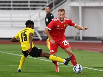 Tymoteusz Puchacz (r) wechselt bis zum Saisonende vom 1. FC Union Berlin zum türkischen Erstligisten Trabzonspor. Foto: Matthias Koch/dpa Tymoteusz Puchacz (r) wechselt bis zum Saisonende vom 1. FC Union Berlin zum türkischen Erstligisten Trabzonspor. Foto: Matthias Koch/dpa