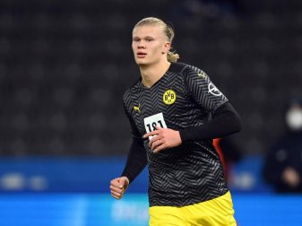Steht beim BVB bis 2024 unter Vertrag, könnte aber mithilfe einer Ausstiegsklausel wechseln: Erling Haaland. Foto: Soeren Stache/dpa-Zentralbild/dpa Steht beim BVB bis 2024 unter Vertrag, könnte aber mithilfe einer Ausstiegsklausel wechseln: Erling Haaland. Foto: Soeren Stache/dpa-Zentralbild/dpa