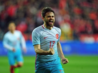 Der türkische Nationalspieler und Fußballer des Erstligisten Konyaspor, Ahmet Calik, ist bei einem Autounfall ums Leben gekommen. Foto: Depo Photos/Depo Photos via ZUMA Wire/dpa Der türkische Nationalspieler und Fußballer des Erstligisten Konyaspor, Ahmet Calik, ist bei einem Autounfall ums Leben gekommen. Foto: Depo Photos/Depo Photos via ZUMA Wire/dpa