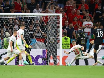 Leon Goretzka traf bei der EM zum 2:2 gegen Ungarn Leon Goretzka traf bei der EM zum 2:2 gegen Ungarn