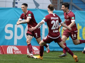 Philipp Hosiner (2.v.l.) wechselt nach Offenbach Philipp Hosiner (2.v.l.) wechselt nach Offenbach
