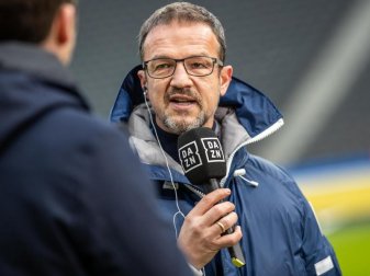 Sieht den Profi-Fußball durch die Corona-Pandemie vor einschneidenden Veränderungen: Fredi Bobic. Foto: Andreas Gora/dpa Sieht den Profi-Fußball durch die Corona-Pandemie vor einschneidenden Veränderungen: Fredi Bobic. Foto: Andreas Gora/dpa