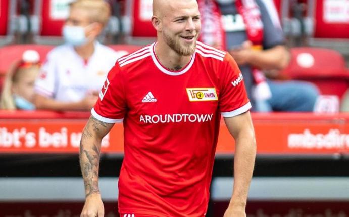 Hat sich möglicherweise mit dem Corona-Virus infiziert: Rick van Drongelen von Union Berlin. Foto: Andreas Gora/dpa